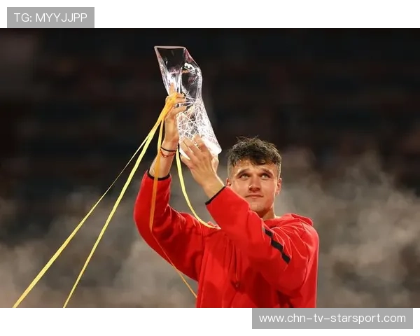 希克：我们期待首胜献给新帅，后防线给力支撑，希克最新消息